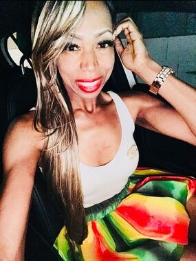 One Love🖤💛💚 skirt ❤️